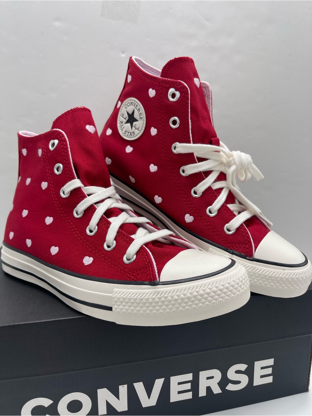 Converse A19065F WMNS 
CTAS HI
DAYS AHEAD/VINTAGE WHITE Sneakers 
Heart Print - Picture 3 of 16